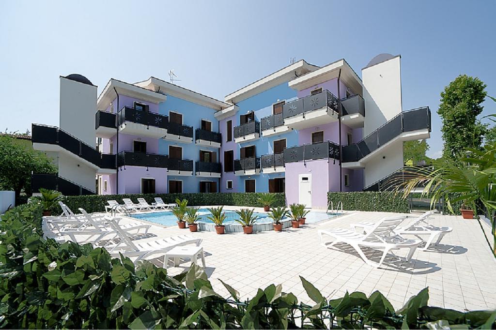 Residence Acquarium Бибионе Экстерьер фото
